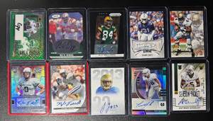 lot 111B image: 10-Card Packers RC Auto Football Card Lot (All players have been on the Packers team at one point in their career) (3)