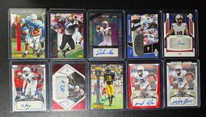lot 114B image: 10-Card Packers RC Auto Football Card Lot (All players have been on the Packers team at one point in their career) (4)