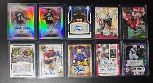 lot 120B image: 10-Card Packers RC Auto Football Card Lot (All players have been on the Packers team at one point in their career) (6)