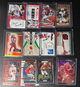 lot 129B image: Wisconsin Badgers Auto#dParallel Football Card Lot