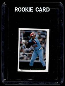 lot 38 image: Kirby Puckett RC Mini Sticker 1985 Topps #307 Rookie Minnesota Twins Baseball Card