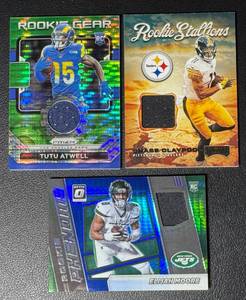 lot 140B image: 3 Patch and RC Lot - Claypool, Moore, Atwell Football Cards