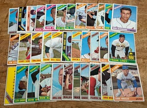 lot 58B image: 1966 Topps Baseball 34 Card Vintage Lot