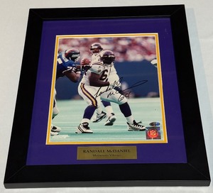 lot 29B image: Randall McDaniel Signed With Fan HQ COA Framed and Matted Minnesota Vikings Football Photo