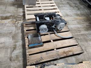 lot 91 image: Garage Door Opener