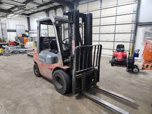 Toyota Propane Fork Lift 7FGU25
