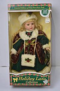 lot 106 image: Holiday Lane Limited Edition 2005 Porcelain Doll with Box