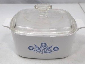 lot 21 image: Corning Ware Blue Cornflower Casserole Dish and Glazed Ceramic Planter
