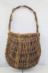 lot 88 image: Vintage Hand-woven Wicker Gathering Basket with Handle
