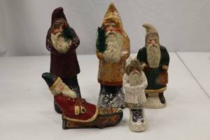 lot 186 image: Vintage Walnut Ridge Belsnickle Christmas Figurine Lot (6 pcs)