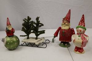 lot 250 image: Assorted Christmas Decorations Santa Figurines, Snowman, Sleigh, Ornament