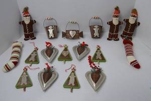 lot 195 image: Assorted Christmas Decor Lot Ornaments, Stockings & Plush Santa Figures