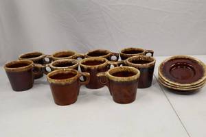 lot 273 image: Hull Crestone Brown Drip Coffee Cups and Saucers Set