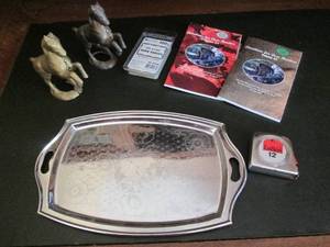 lot 13 image: Cast iron horses, Hunters Devotiona...