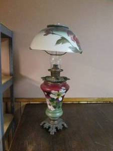 lot 59 image: Vintage gone with the wind style Gl...