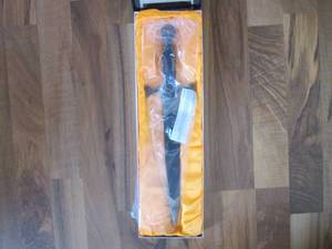 lot 86 image: New Knotted Celtic Dagger in origin...