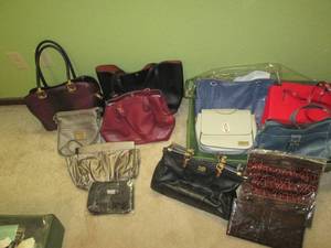 lot 181 image: Designer purses and handbags Coach...