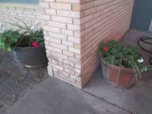 lot 195 image: Large cast iron cauldron outdoor pl...