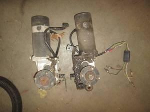 lot 367 image: Hydraulic automotive lift gate part...