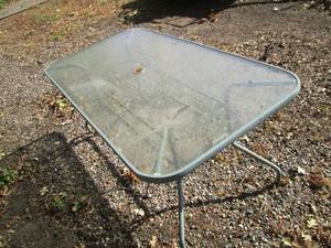 lot 378 image: Large Metal framed patio table with...
