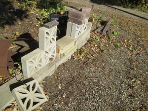 lot 379 image: Lot of assorted papers and decorati...