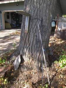 lot 381 image: Metal shepherds hook and welcome si...