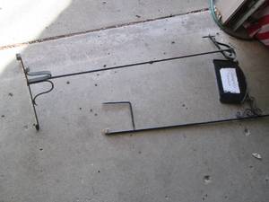 lot 420 image: Metal freestanding shepherds hook a...