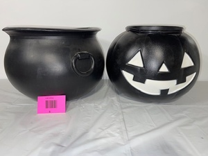 lot 6 image: Set of 2 Large Plastic Halloween Cauldrons and Pumpkin Pail