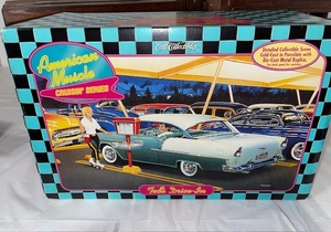 lot 22 image: American Muscle Cruisin Series Teds Drive-In Collectible Set with 1955 Chevy Bel Air