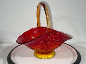 lot 52 image: Amberina Glass Basket with Diamond Pattern and Applied Handle