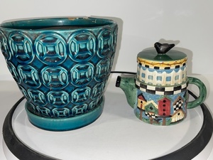 lot 53 image: Ceramic Blue Planter and Decorative Teapot with Birdhouse Design