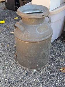 lot 365 image: Vintage Elmer Thompson (Fisher Minnesota) Milk Can