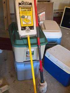 lot 400 image: Lot of (2) Mops (one new)