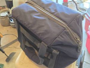 lot 407 image: Soft Side Cooler Bag 17 x 9 x 13