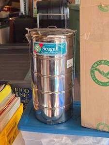 lot 449 image: Seagull Stainless Steel Storage Set (in original packaging)