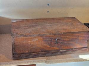 lot 492 image: The Boys Favorite Tool Chests Toy Chest