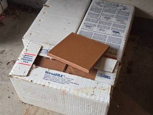 lot 494 image: Lot of (3 Boxes) 21.0-sq.ft. Versatile Ceramic Tile 12 x 6 x 6 28-count ( 84 total items )