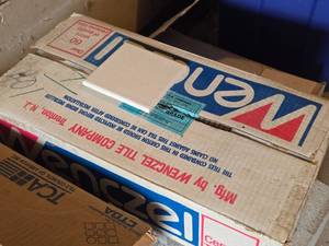 lot 503 image: Lot of (1 Box) 15-sq.ft. Wenczel Ceramic Tile 14 x 4 14 x 4 14