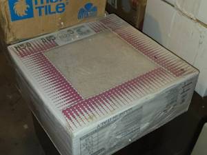 lot 518 image: Lot of (15) Ceramic Tile 14 x 12 x 12