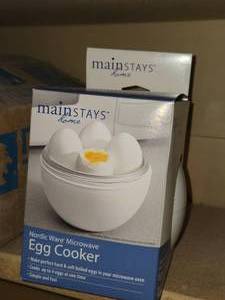 lot 532 image: Mainstays Egg Cooker (in original packaging)