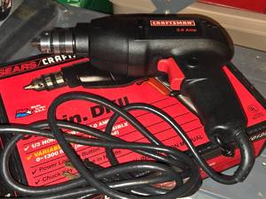 lot 555 image: Sears Craftsman Cordless 38-drive Drill (in original packaging)