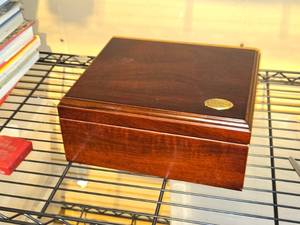 lot 577 image: Thompson Humidor