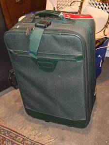 lot 584 image: Zephyr Rolling Suitcase