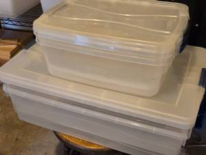 lot 631 image: Lot of (4) Plastic Storage Bins with Lids (2) 24x16x6, (2) 16x13x5