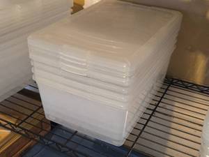 lot 633 image: Lot of (4) Plastic Storage Bins with Lids 16 x 11 x 6