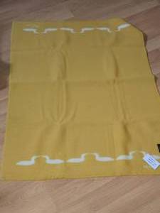 lot 641 image: Roros-Tweed Roros-Pledd Wool Blanket 51 x 39