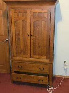 lot 656 image: Armoire 2-drawer