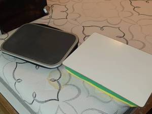 lot 671 image: Lot of (2) Portable Lap Desks