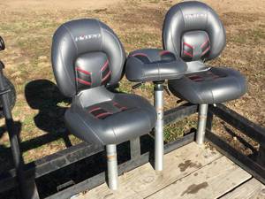 Set of 3 Fancy 'Nitro' Pedestal Boat Seats - Wow!