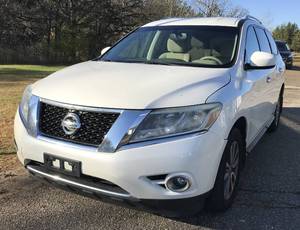 2015 Nissan Pathfinder SV